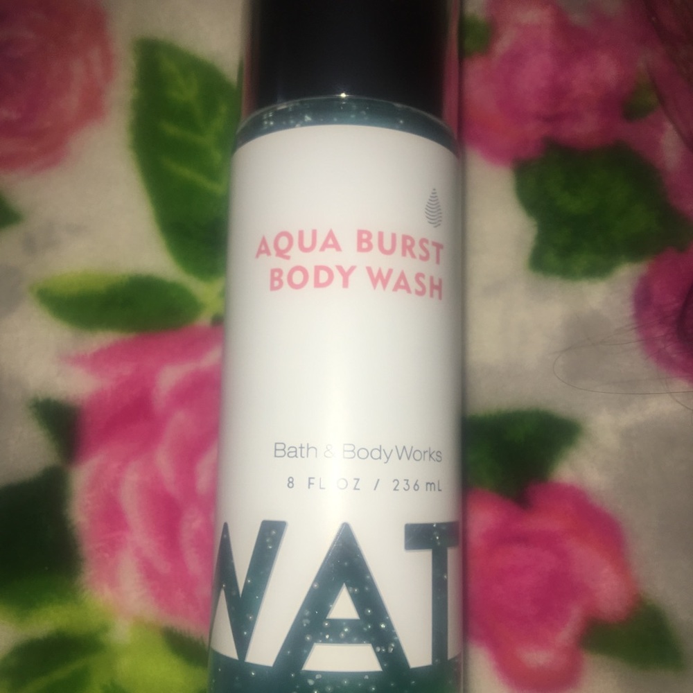 Bath & Body Works WATER AQUA BURST BODY WASH